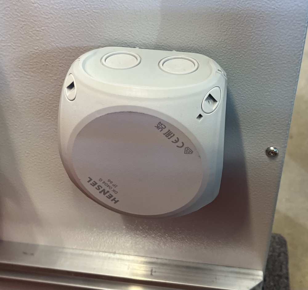 230V Konstantström  - VIA8